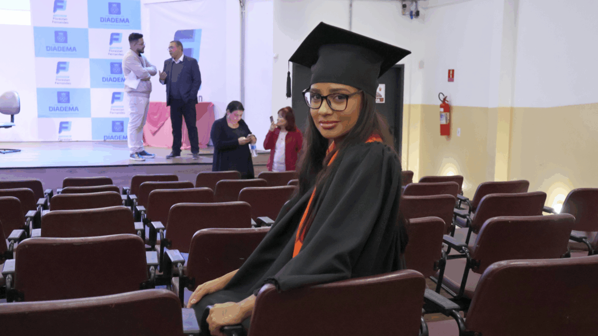 curso gratuito Design de Sobrancelhas Diadema qualificação profissional Fundação Florestan Fernandes